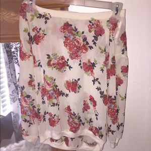 Cute flower top!